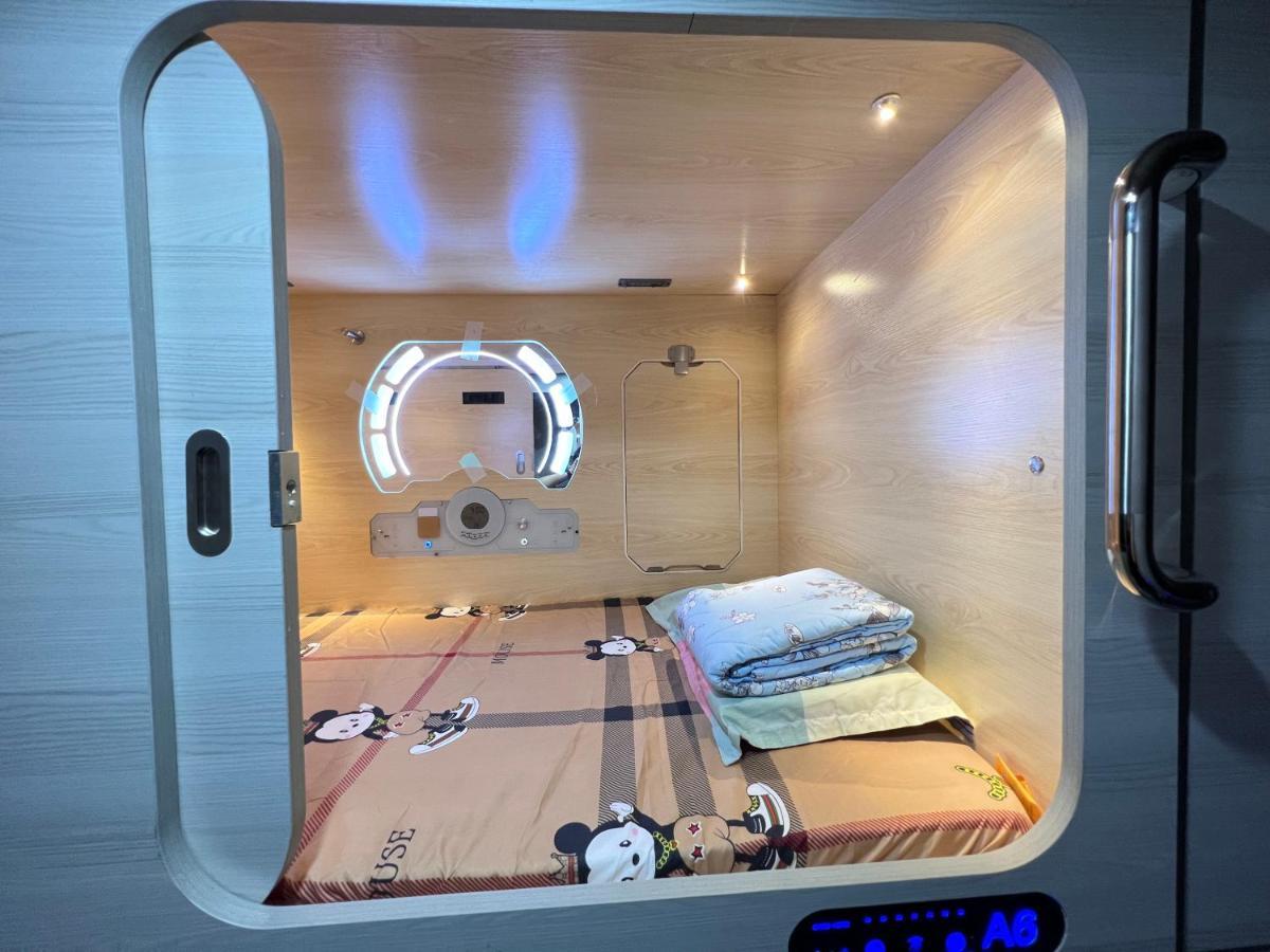 Sleep Cubee Hostel 香港 エクステリア 写真